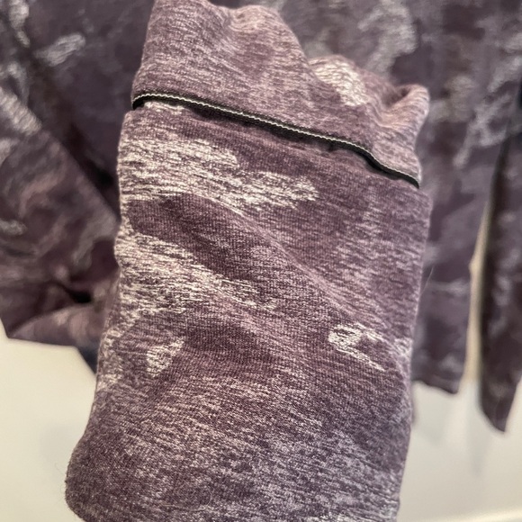 lululemon Longsleeve - Picture 5 of 5